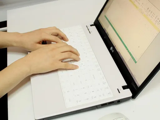 Prise en charge de Zoho Desk et envoi de fichiers dans le live chat